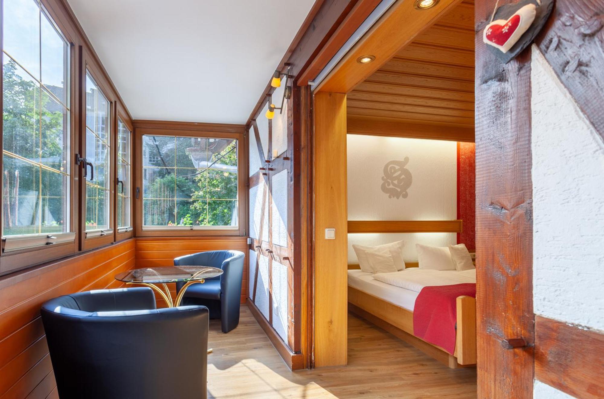 Hotel Sauerlaender Hof วิลลิงเงิน ภายนอก รูปภาพ